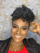 Puf sintético Afro cor01/10% de fio grisalho Aplique de cabelo