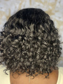 Peruca wigs cabelo humano encaracolado 35cm cor1 o nome dela é Thais