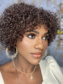 Wig Lorena - Afro Curto em Cabelo Humano (Cor 4) Beleza negra cabelo cacheado