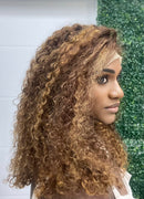 Lace front Gabriela 60cm cor T4/27