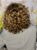 Thais cabelo Natural cor T4/27