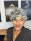 Peruca Curta Pixie  Cabelo Humano ,Grisalha ondulado COR51